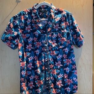 Forever 21 floral button down short sleeve - large